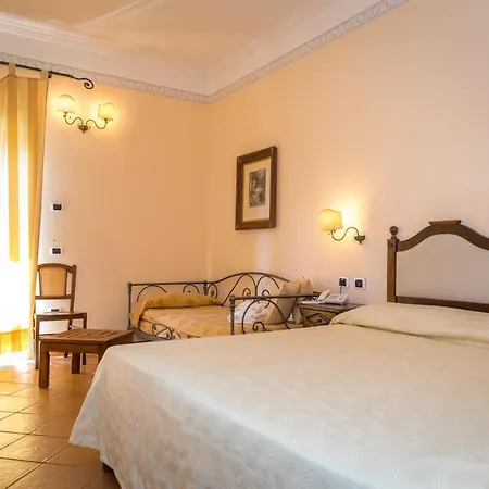 Delle Meraviglie Hotel 3*