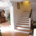 Delle Meraviglie Отель
