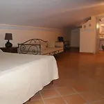 Delle Meraviglie Отель 3*