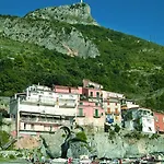 Delle Meraviglie Маратея