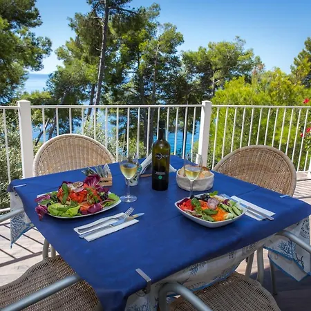 Delle Meraviglie Hotel 3*