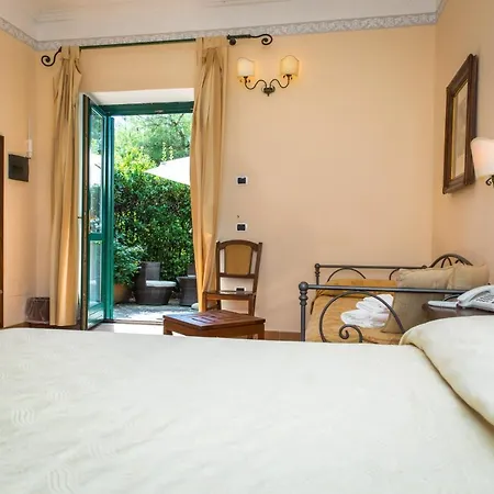 Hotel Delle Meraviglie 3*