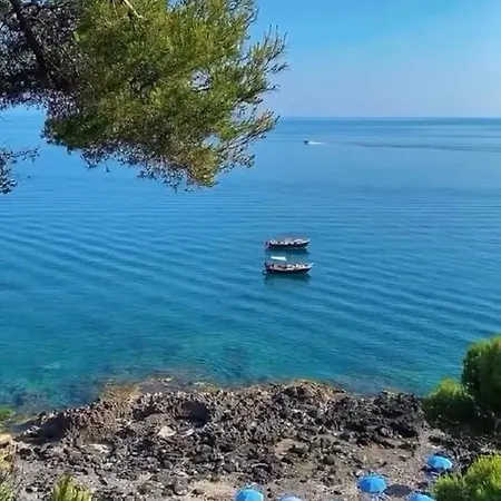 Delle Meraviglie Hotel